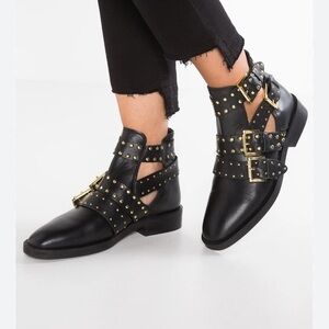 Black Topshop STUDDED BOOTIES SIZE 5.5